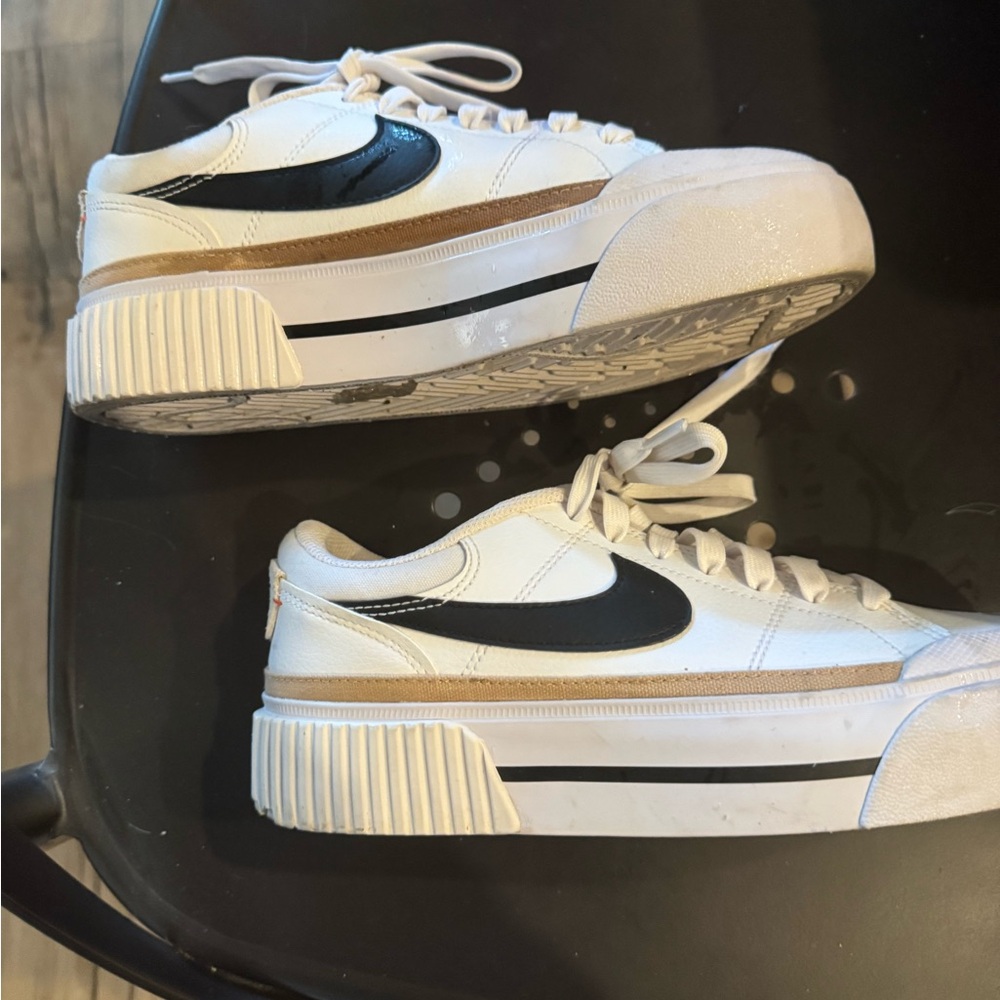 Nike Court Legacy Platform sz 6.5